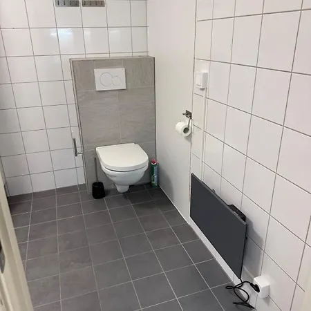 Quiet Kvaloya Apartment-near Airport